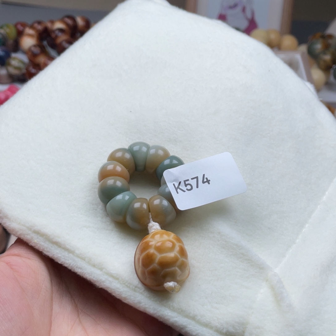 吊坠菩提根/象牙果K574蒜瓣手捻13mm一串