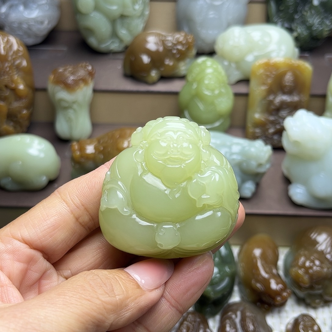 和田玉未镶嵌挂件