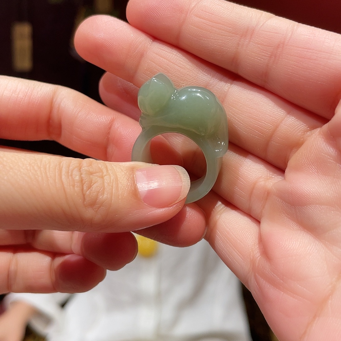 和田玉未镶嵌戒指