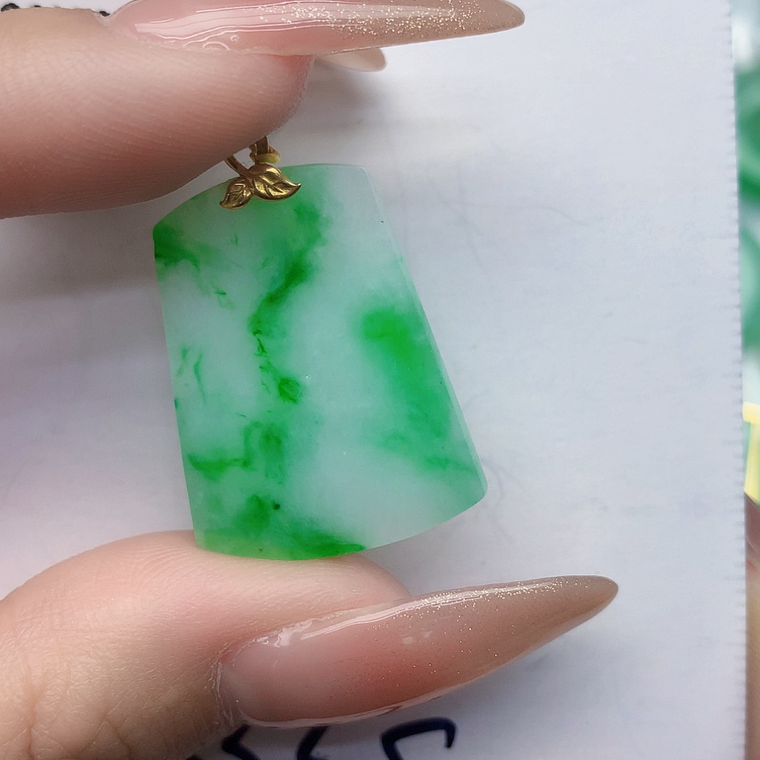 翡翠颈饰18K金镶嵌00000000