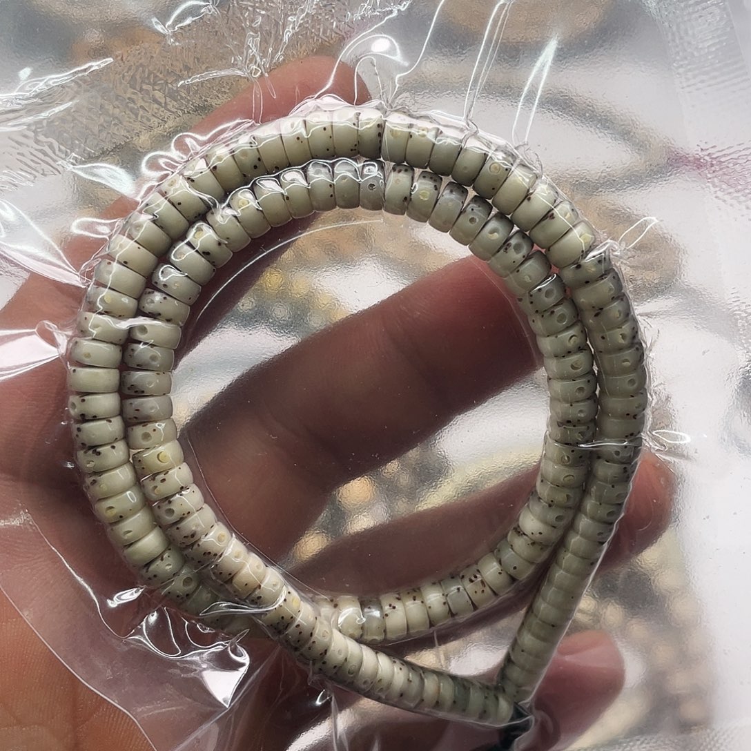 把件星月菩提石玉料3x6药片108