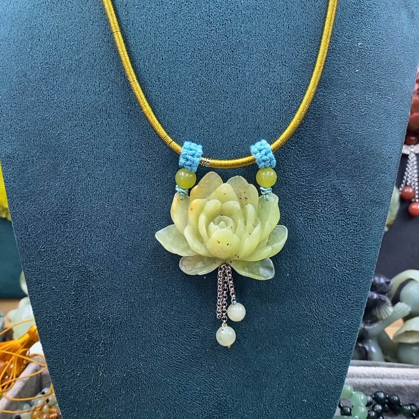 【闪购商品】未镶嵌岫玉吊坠