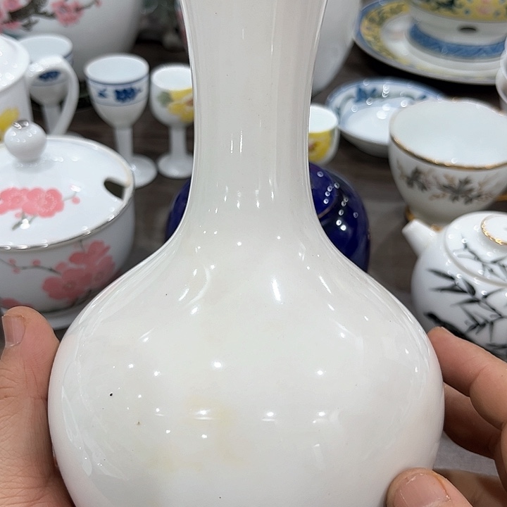 釉下五彩的瓷器和