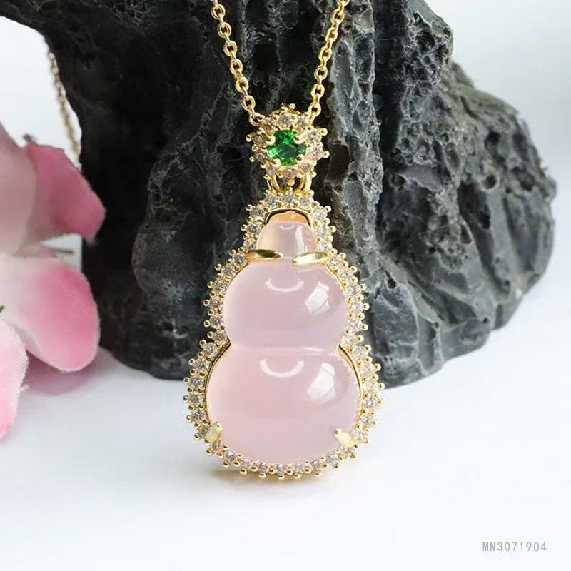  粉玉髓吊坠玛瑙葫芦项链吊坠