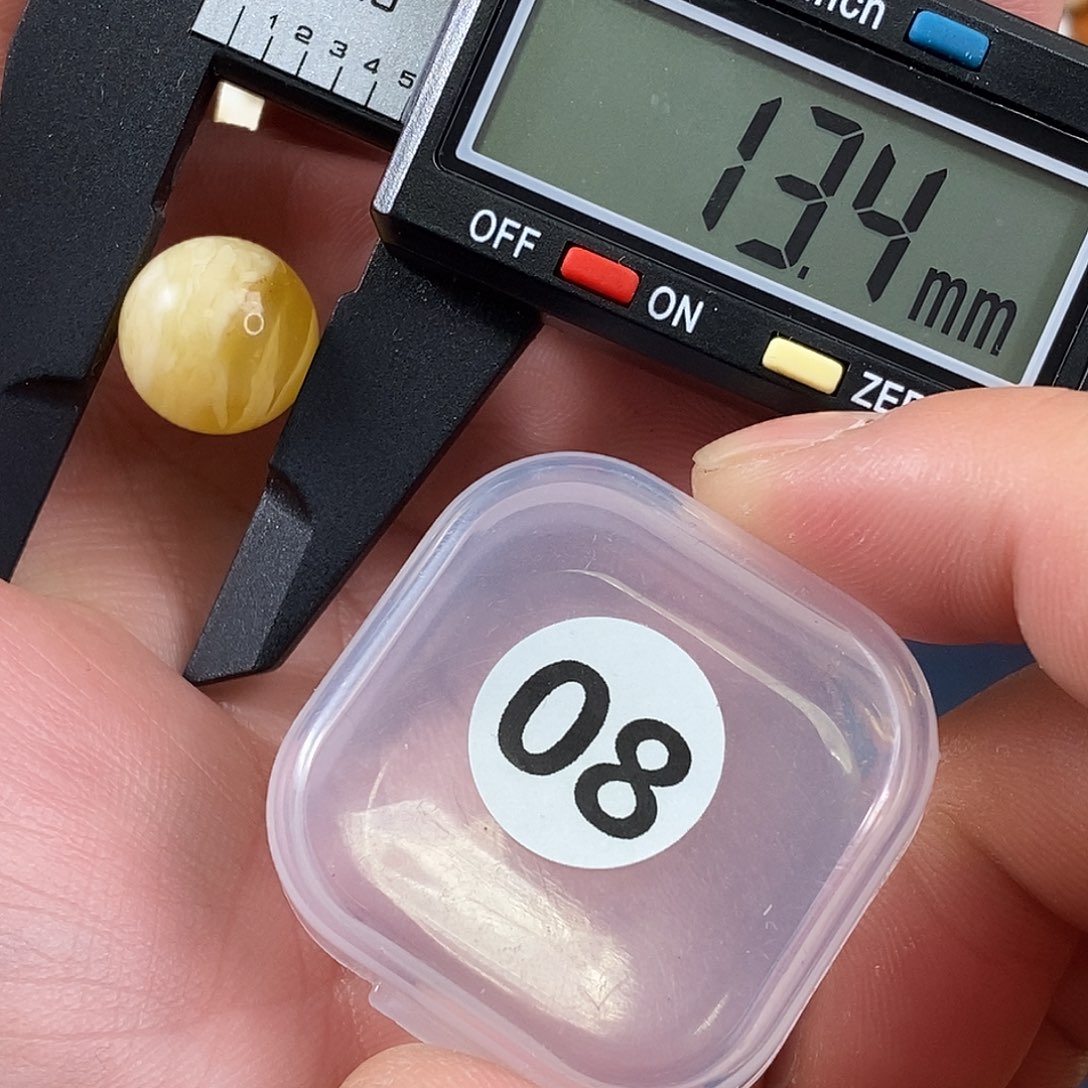 琥珀裸石未镶嵌微瑕