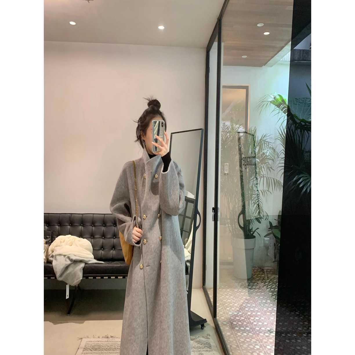 减龄热门微瑕秋冬爆款女装no退换（以主播扣号为准）黑色挂脖背心