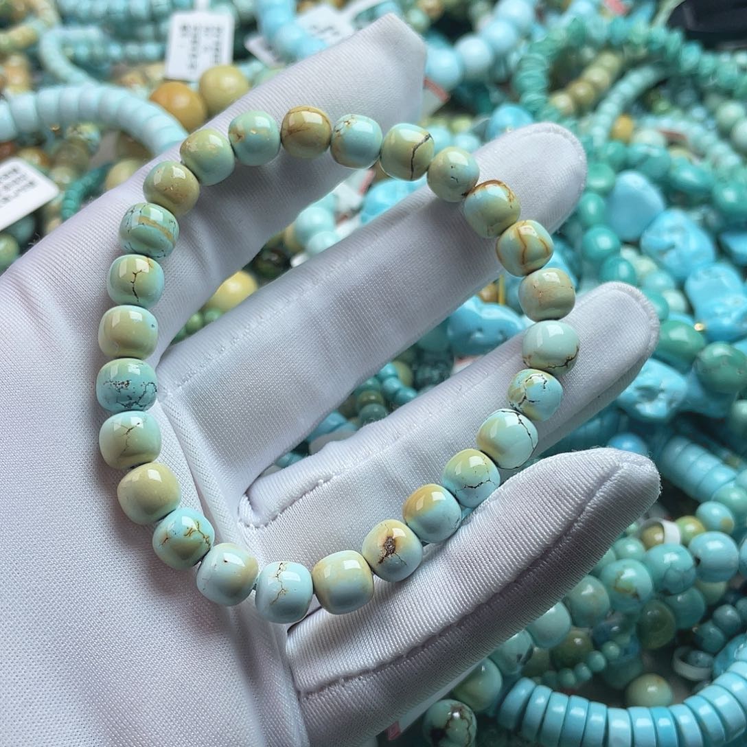 沁***冰绿松石未镶嵌珠宝奇石