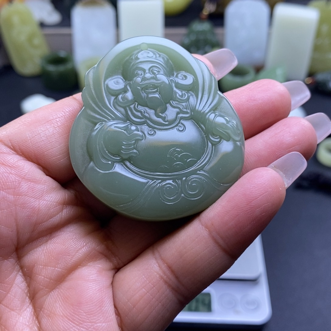 和田玉未镶嵌颈饰