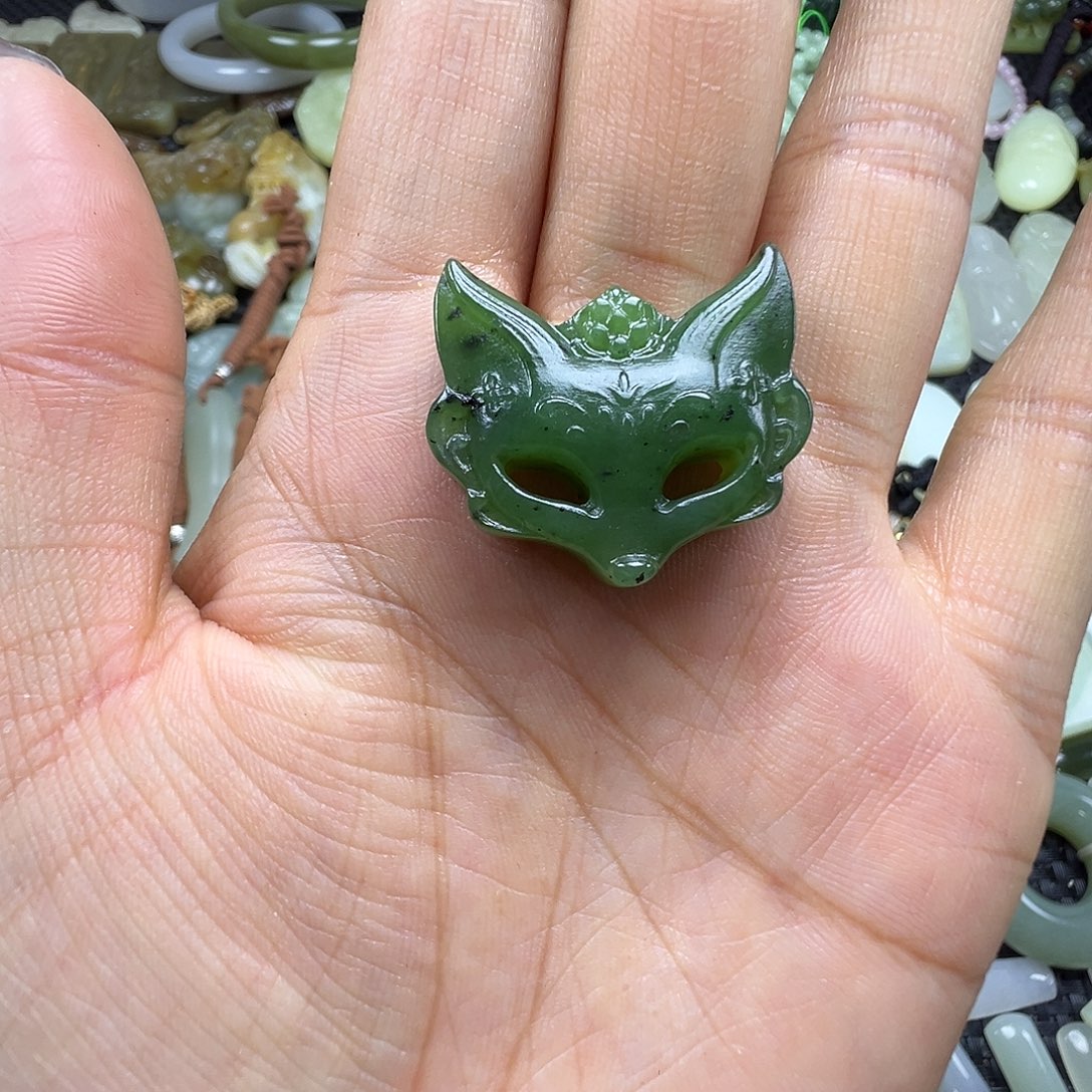 和田玉未镶嵌颈饰卡27.7