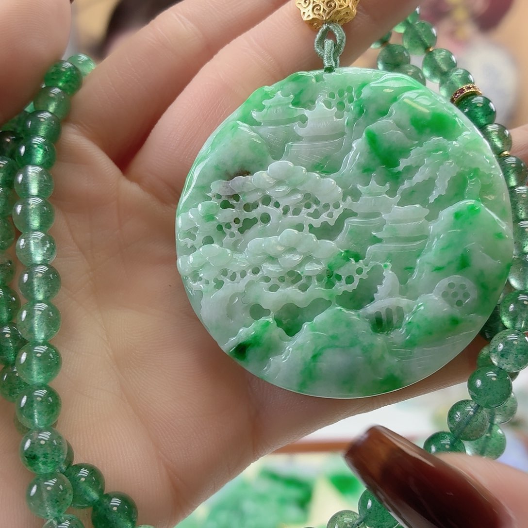 翡翠未镶嵌颈饰翡翠