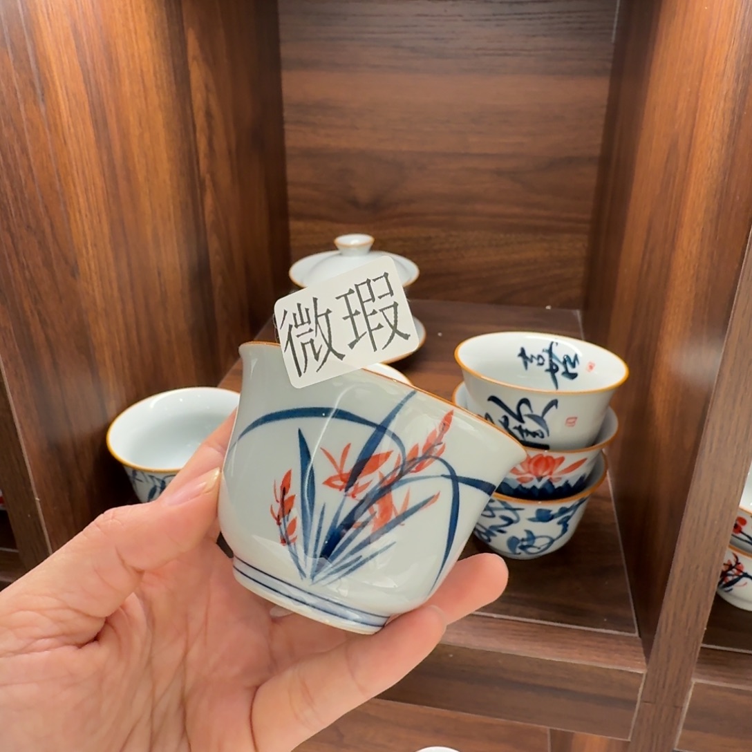 釉下手绘茶具微瑕