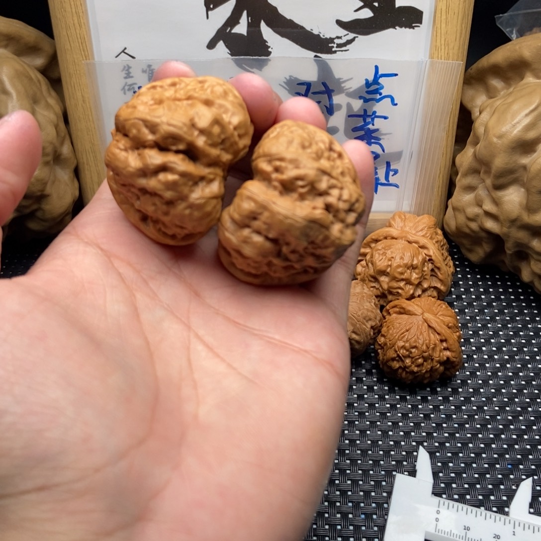 吊坠文玩核桃45开背蛙
