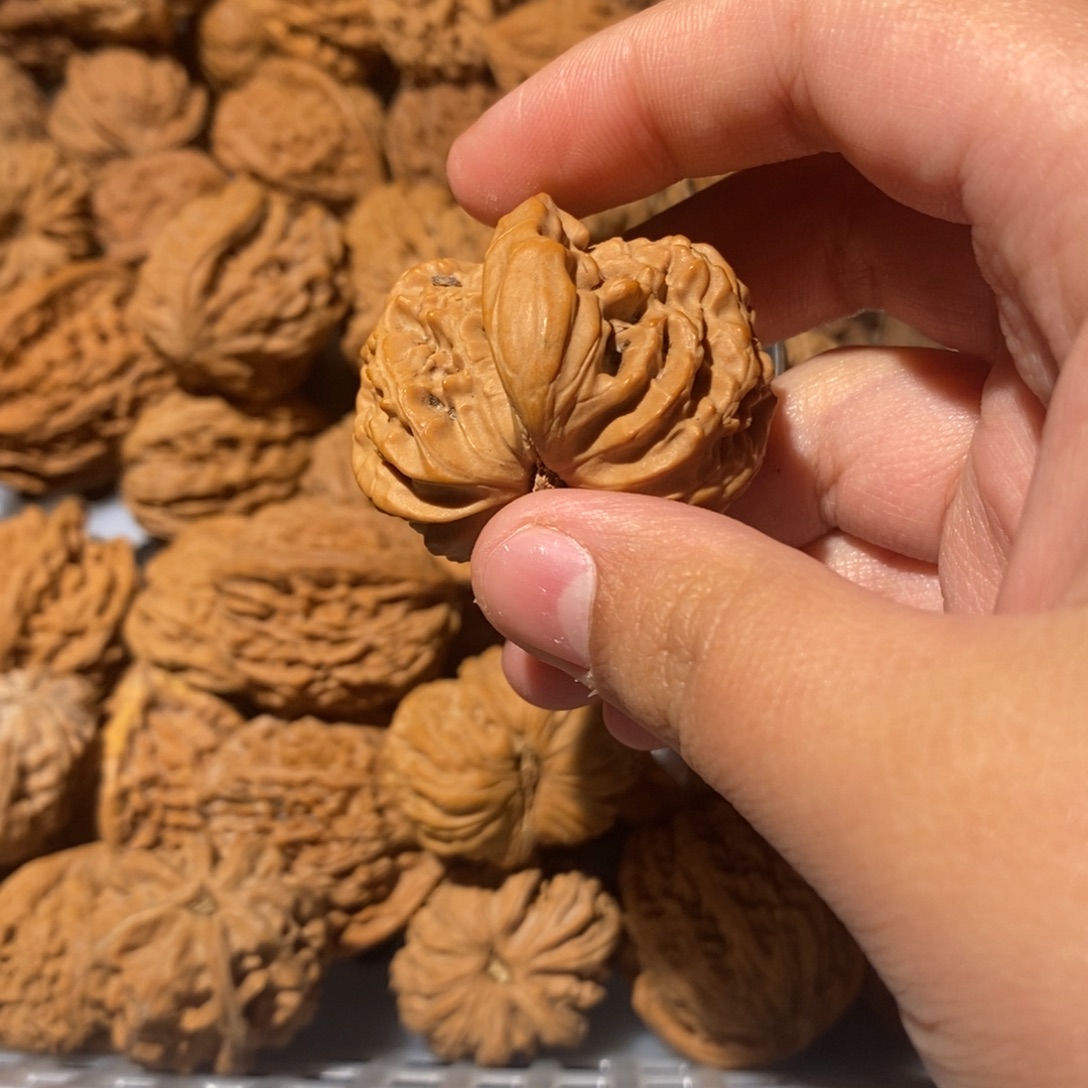 蛤***人文玩核桃吊坠文玩