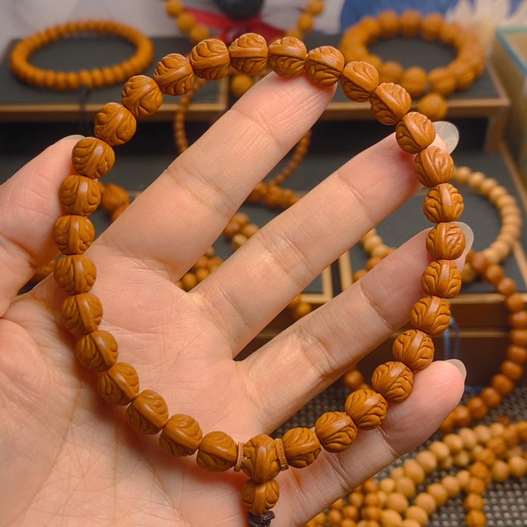 *****吊坠桃核秦岭森林085