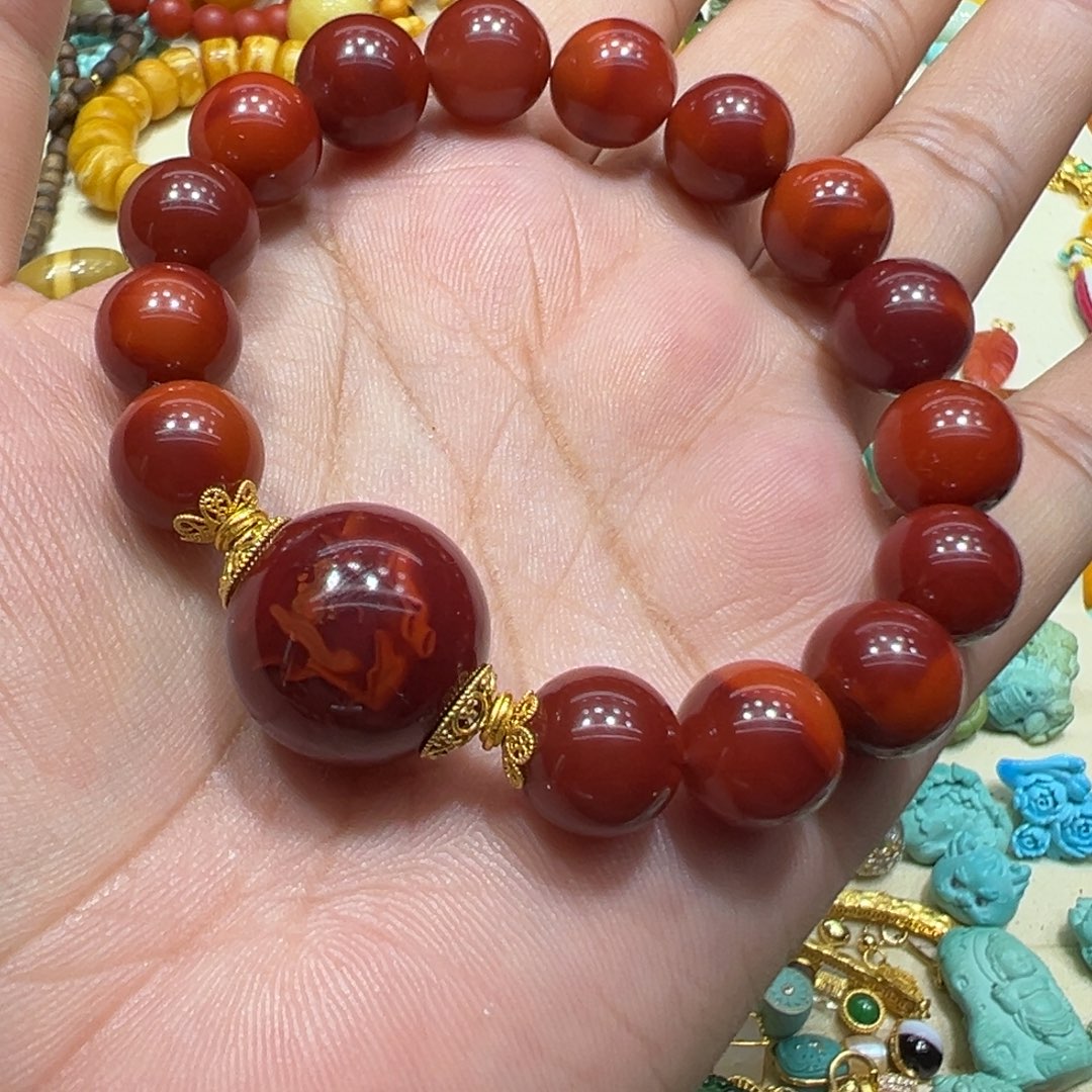 18K金镶嵌手链南红玛瑙