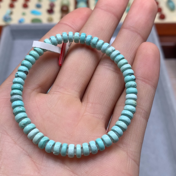 绿松石配饰未镶嵌