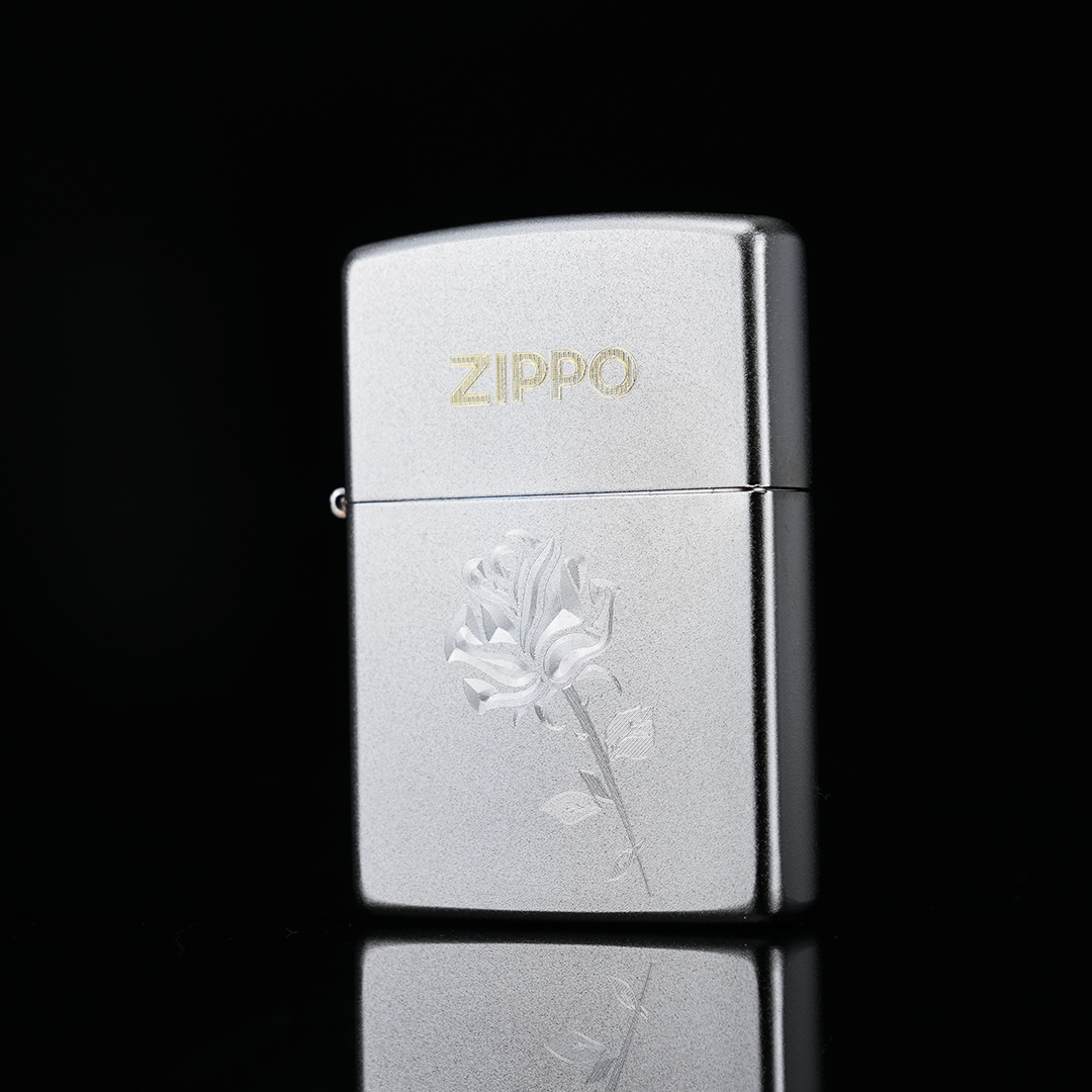 Zippo 经典标识玫瑰花款 磨砂肌理常规机型日常把玩防风打火机