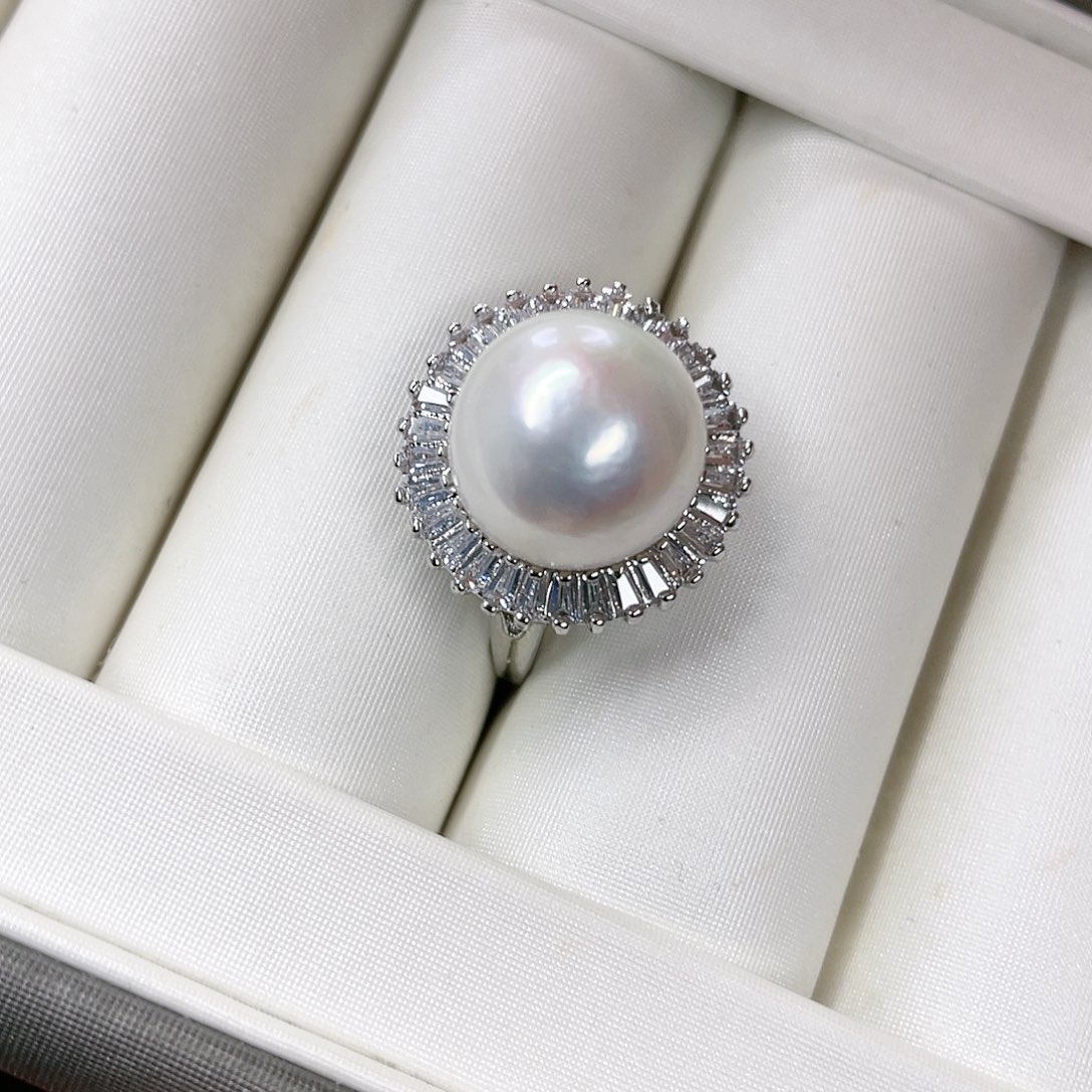 淡水珍珠吊坠(赠链)未镶嵌