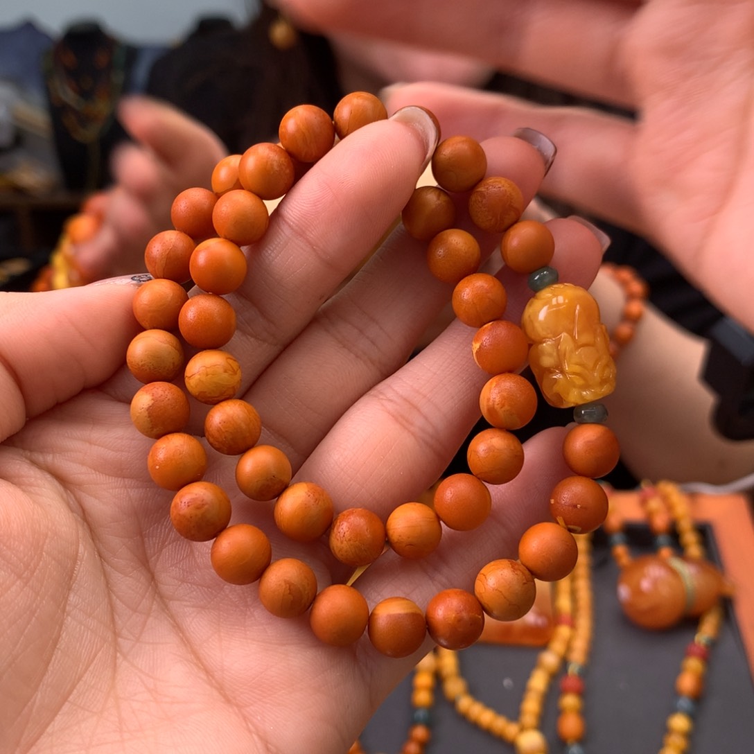 蜜蜡手串未镶嵌天然