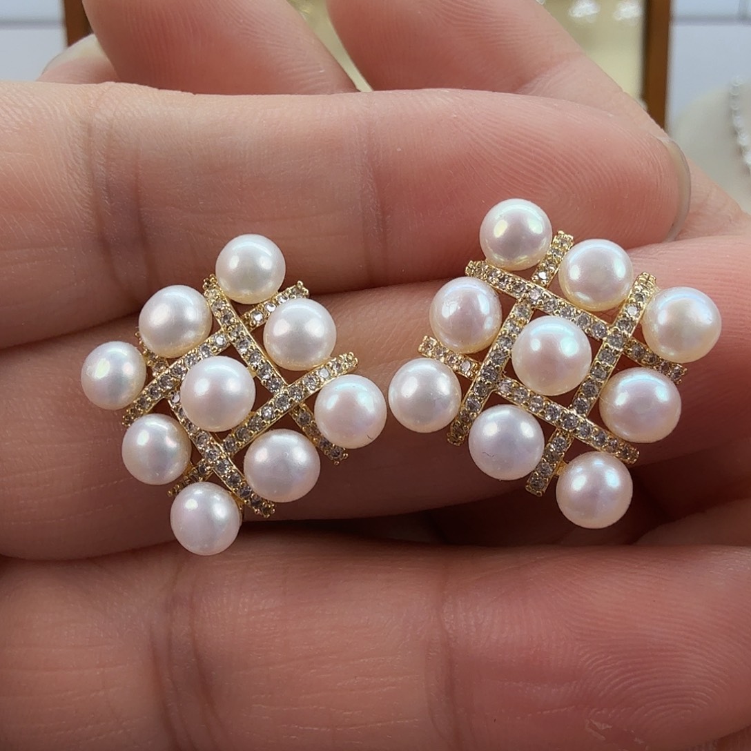 淡水珍珠未镶嵌耳饰