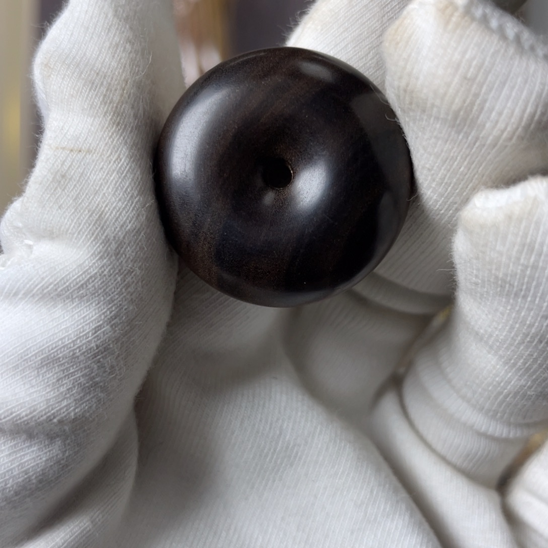 我***毛檀香木吊坠老山檀香老料横纹阴沉平安扣微瑕