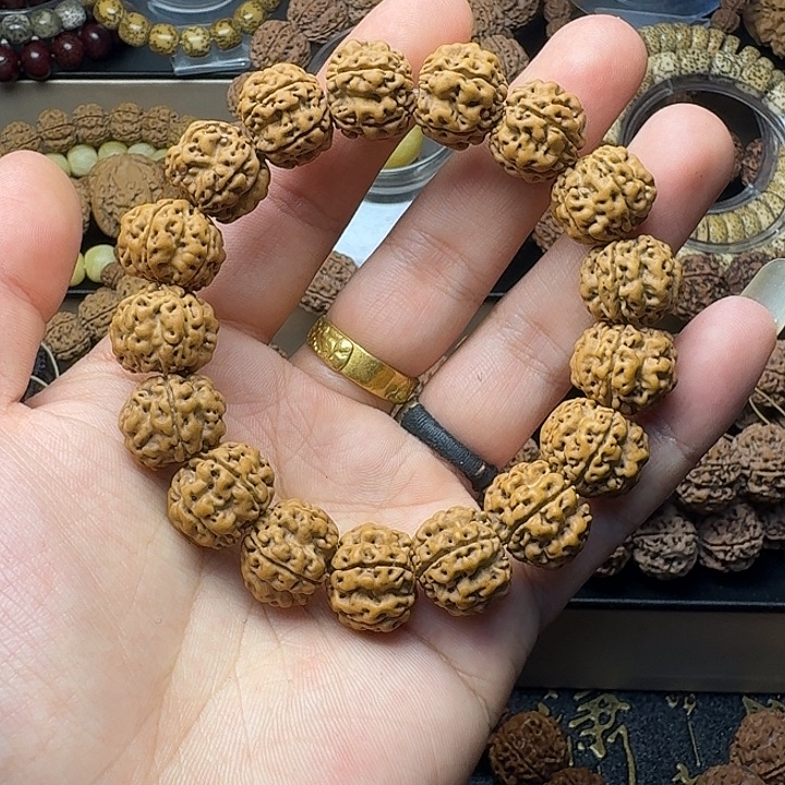 吊坠金刚菩提原生态爆肉至尊梅花