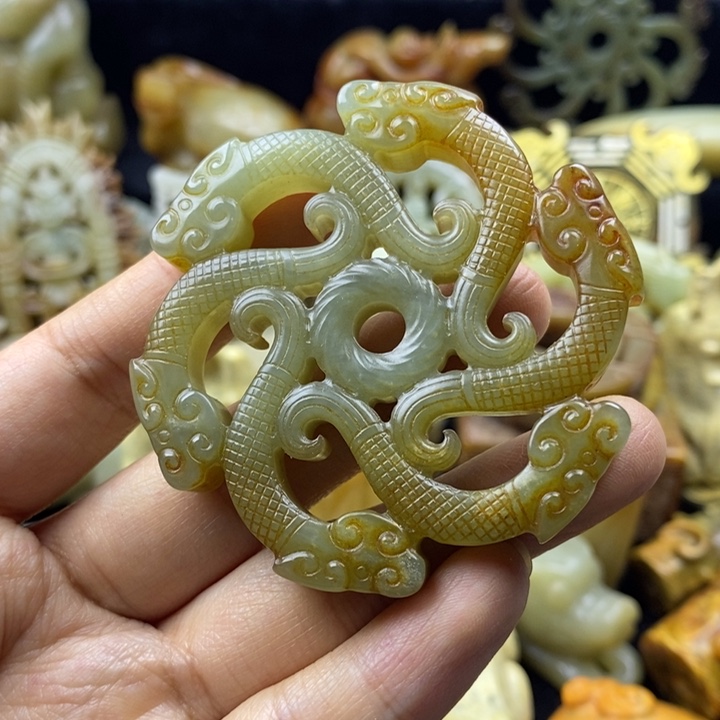 和田玉颈饰未镶嵌43