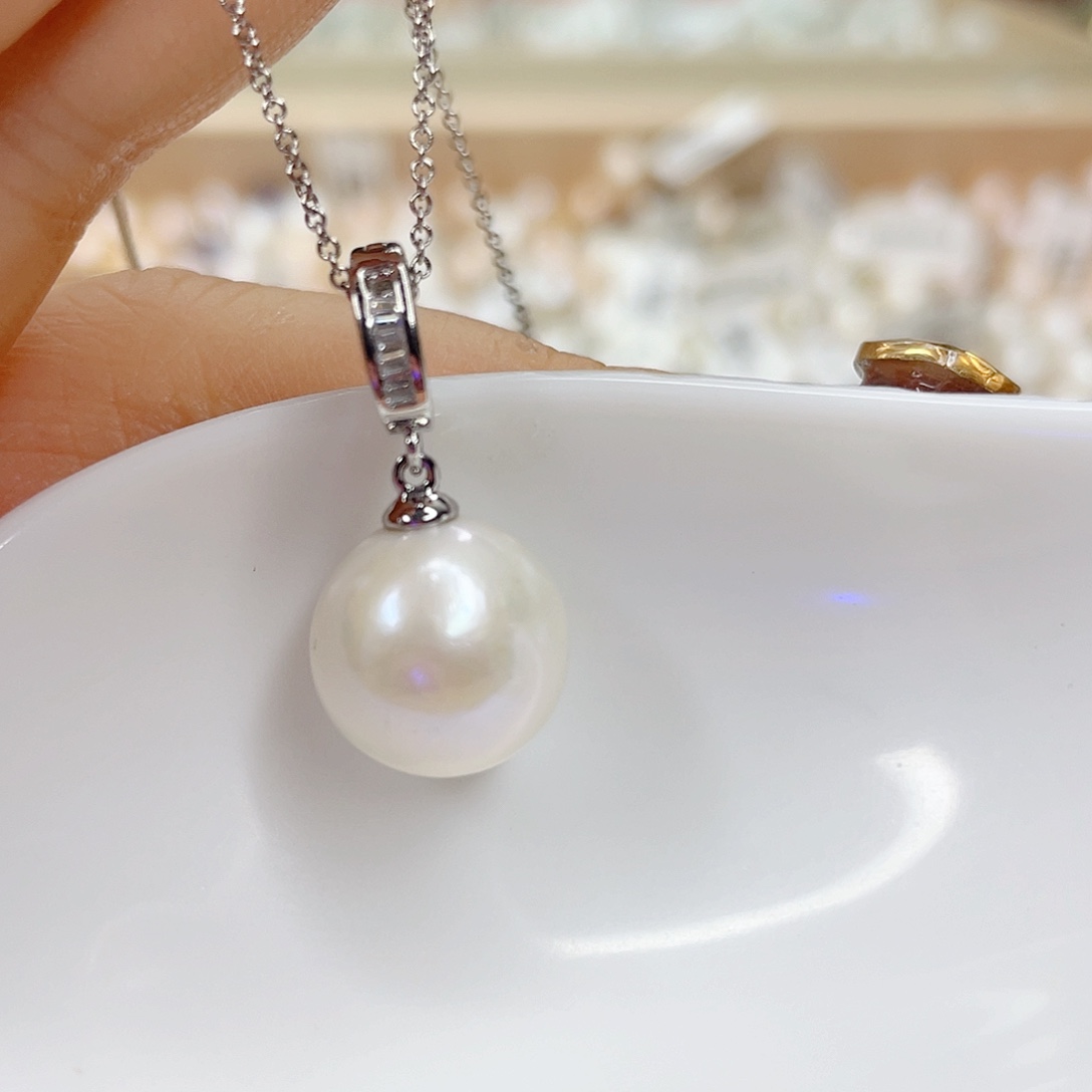 淡水珍珠未镶嵌吊坠(赠链)