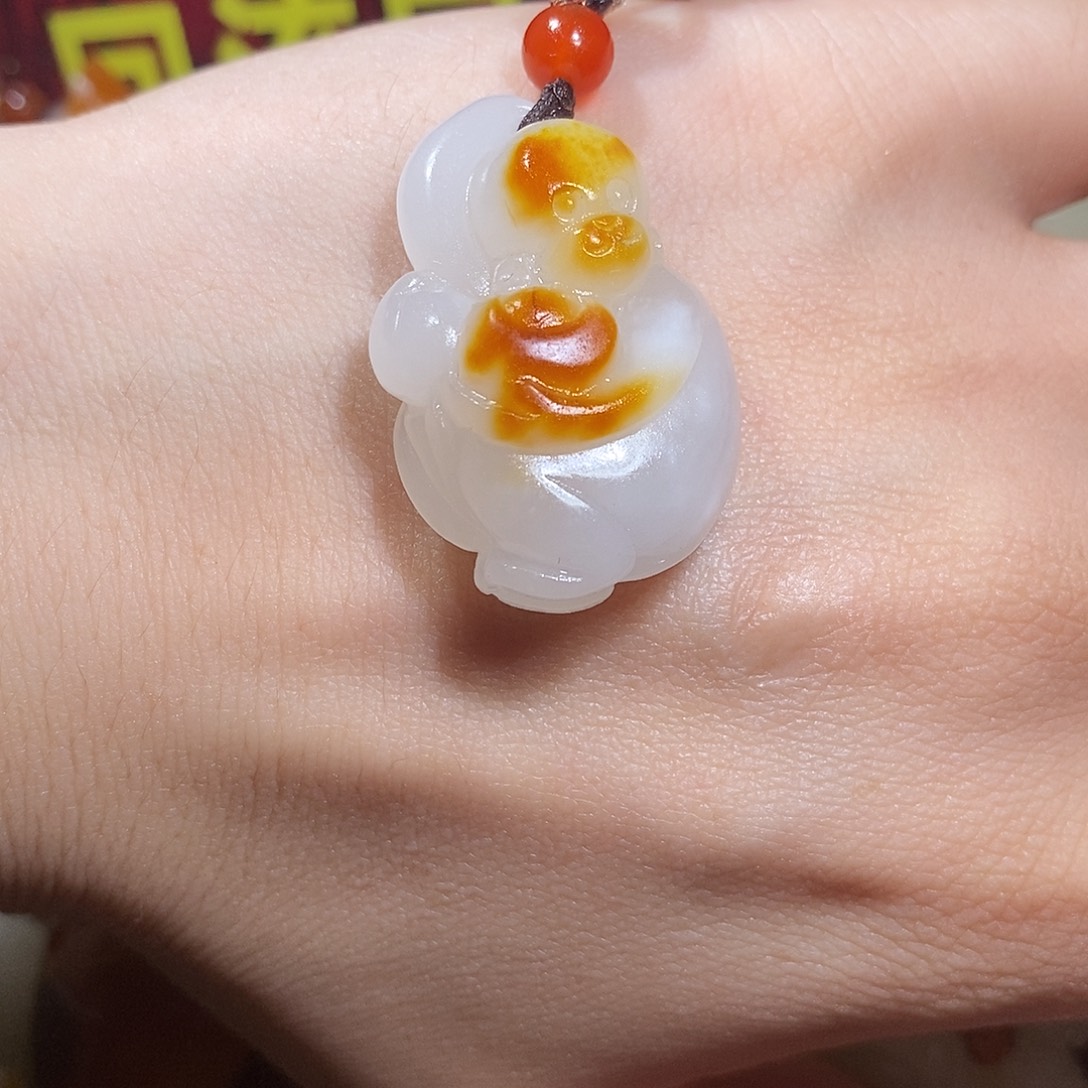 木***香和田玉未镶嵌挂件