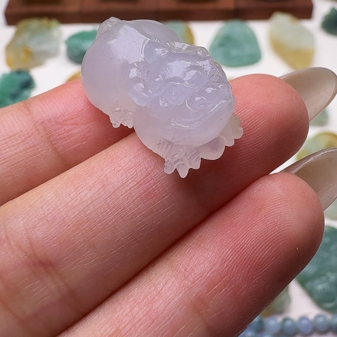 定制翡翠未镶嵌貔貅