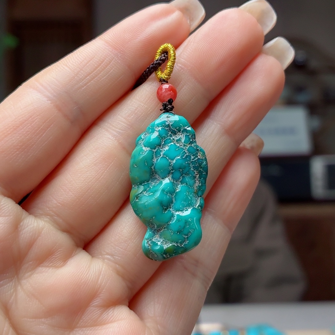 绿松石未镶嵌珠宝奇石