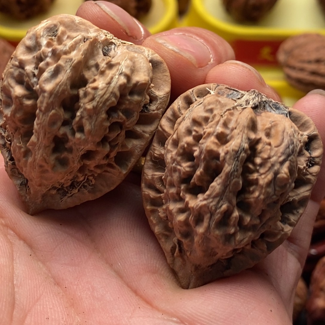 文玩核桃吊坠小涵79