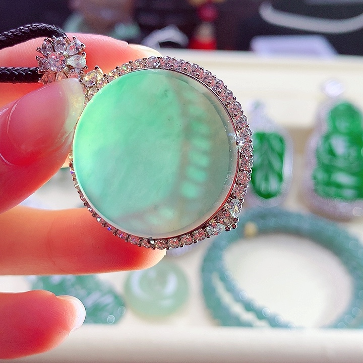 翡翠颈饰银S925镶嵌天然