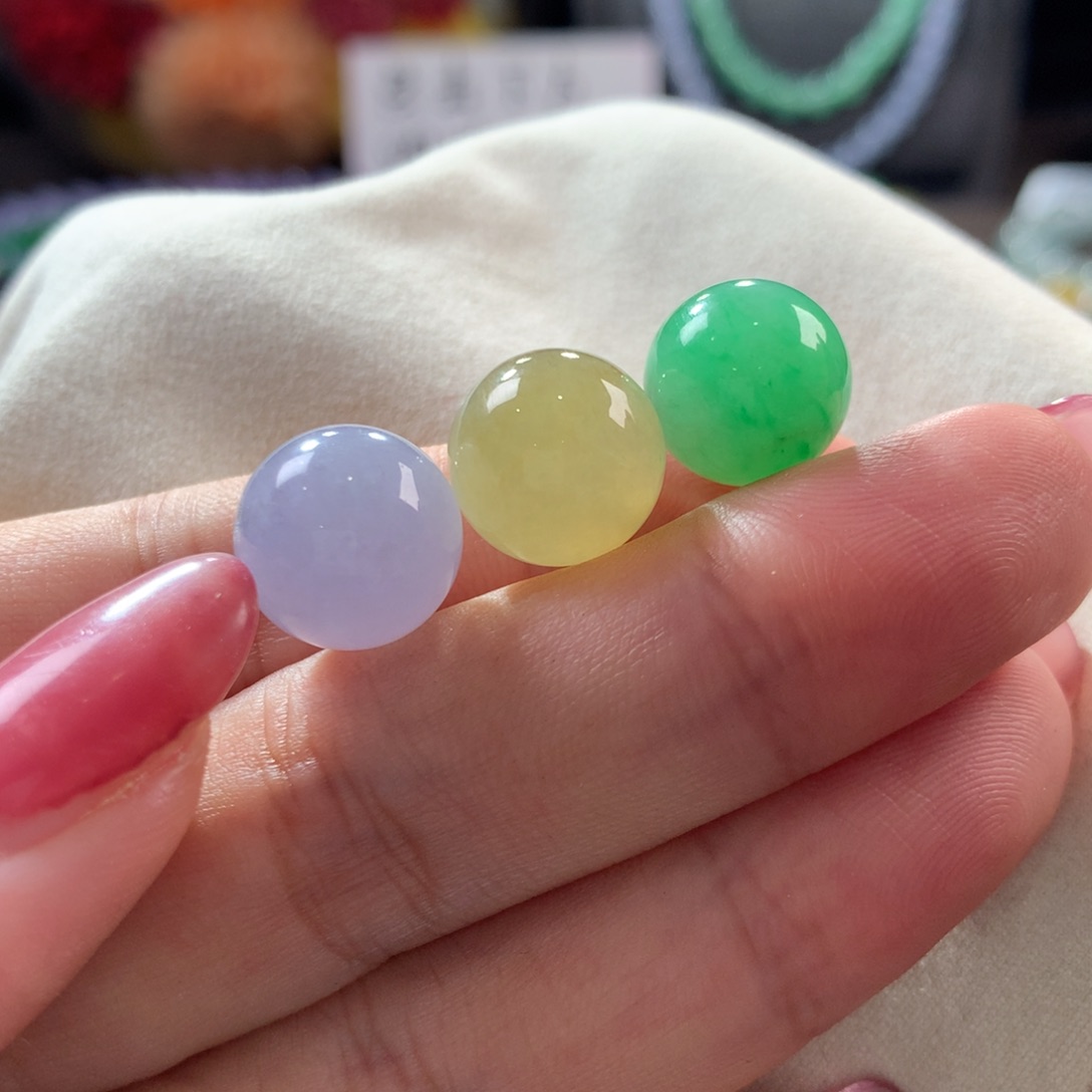 翡翠颈饰未镶嵌翡翠三彩福禄卡12+