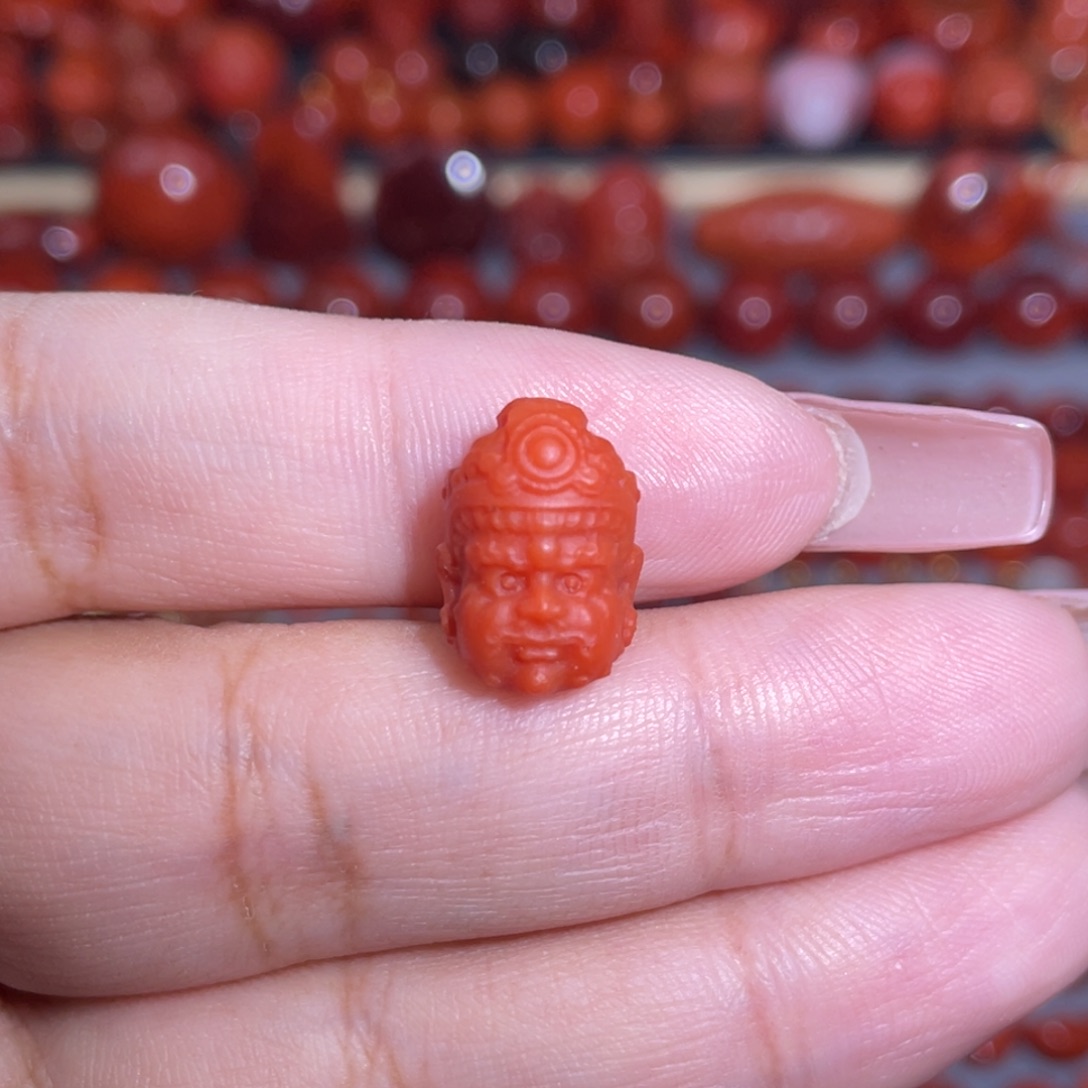 南红玛瑙未镶嵌黄财神