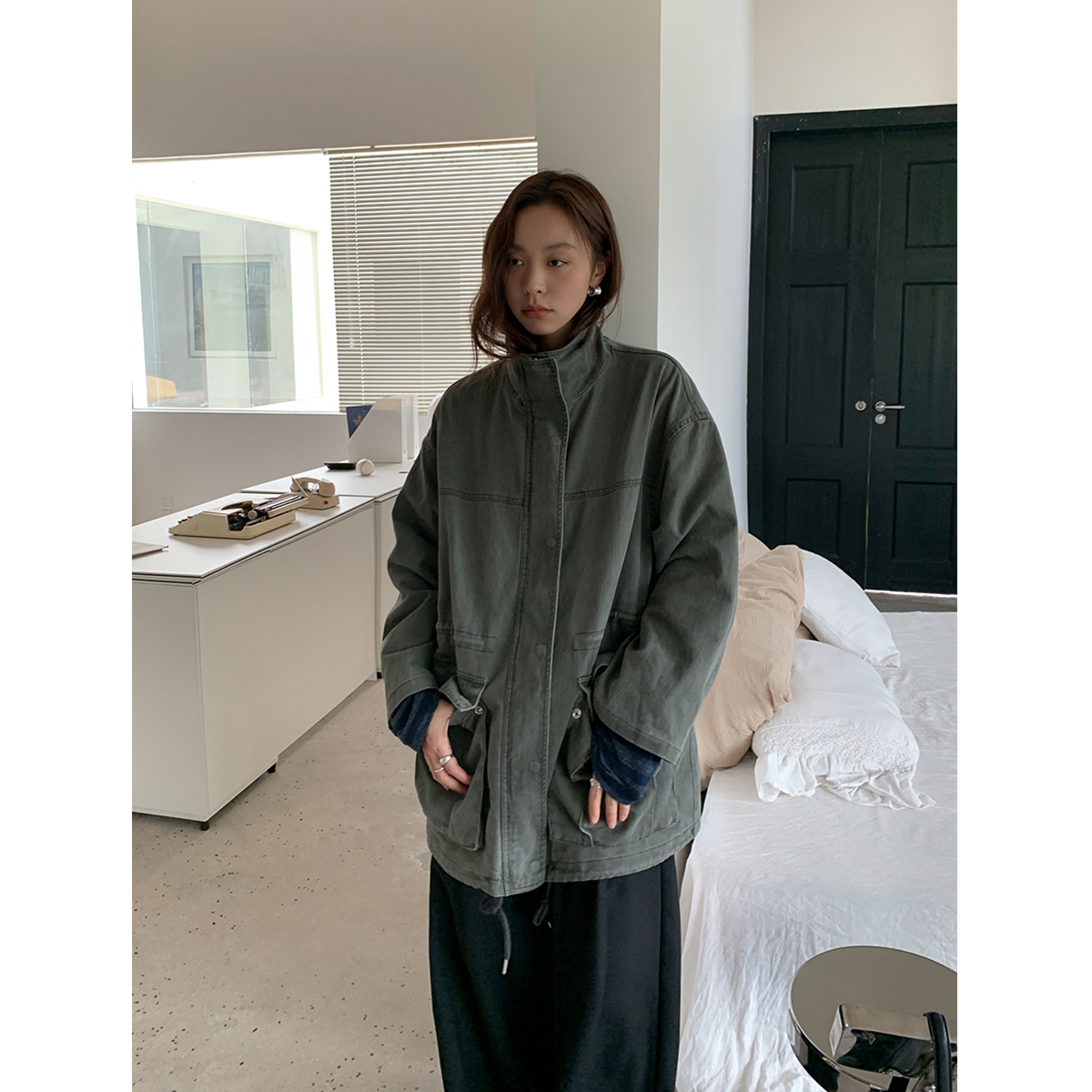 SIXI四喜家 墨尔本风至 重工黑色工装外套女秋宽松中长款复古夹克