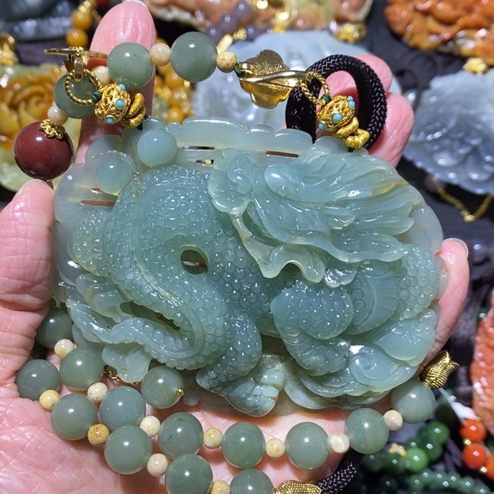 岫玉岫玉吊坠未镶嵌
