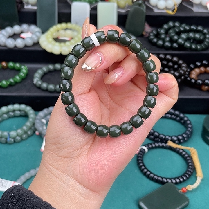 和田玉未镶嵌手链新疆喀拉喀什河沙枣青豆青卡9
