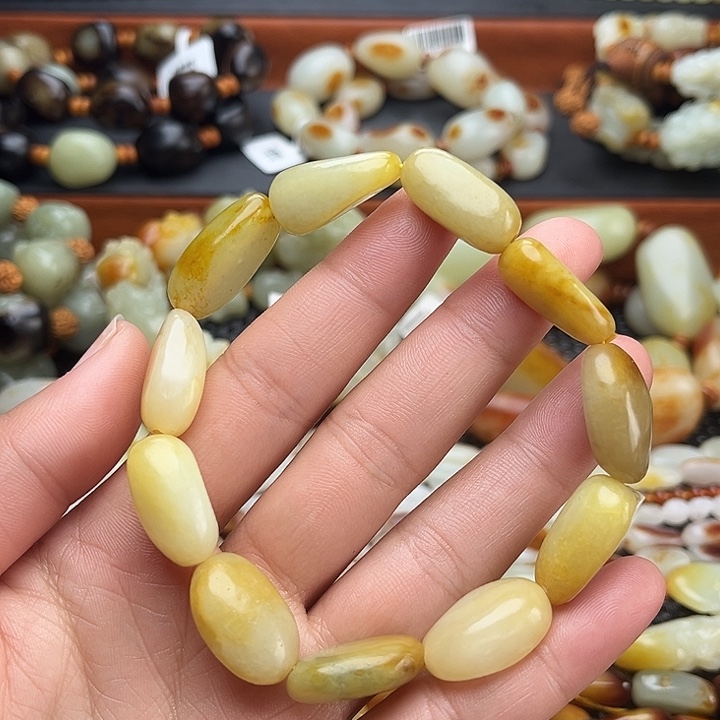 和田玉手链未镶嵌