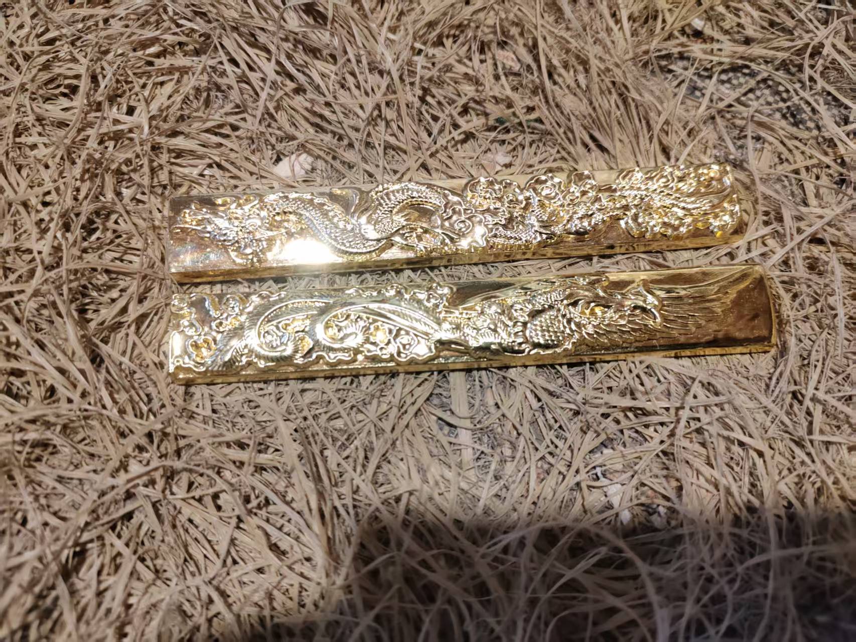 黄镇尺一对（流水摆件）