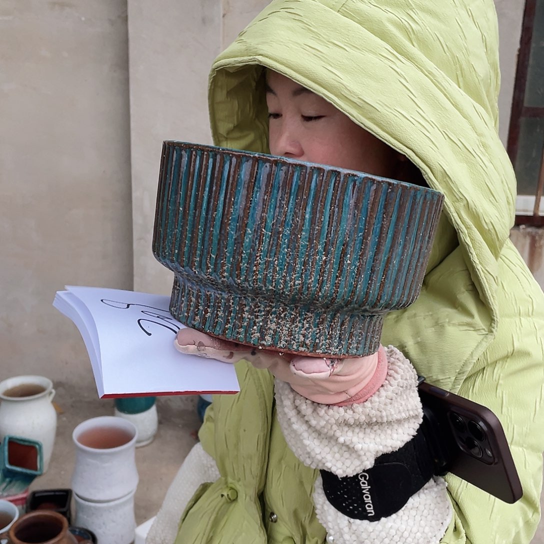 红陶王嫂花盆0211-209