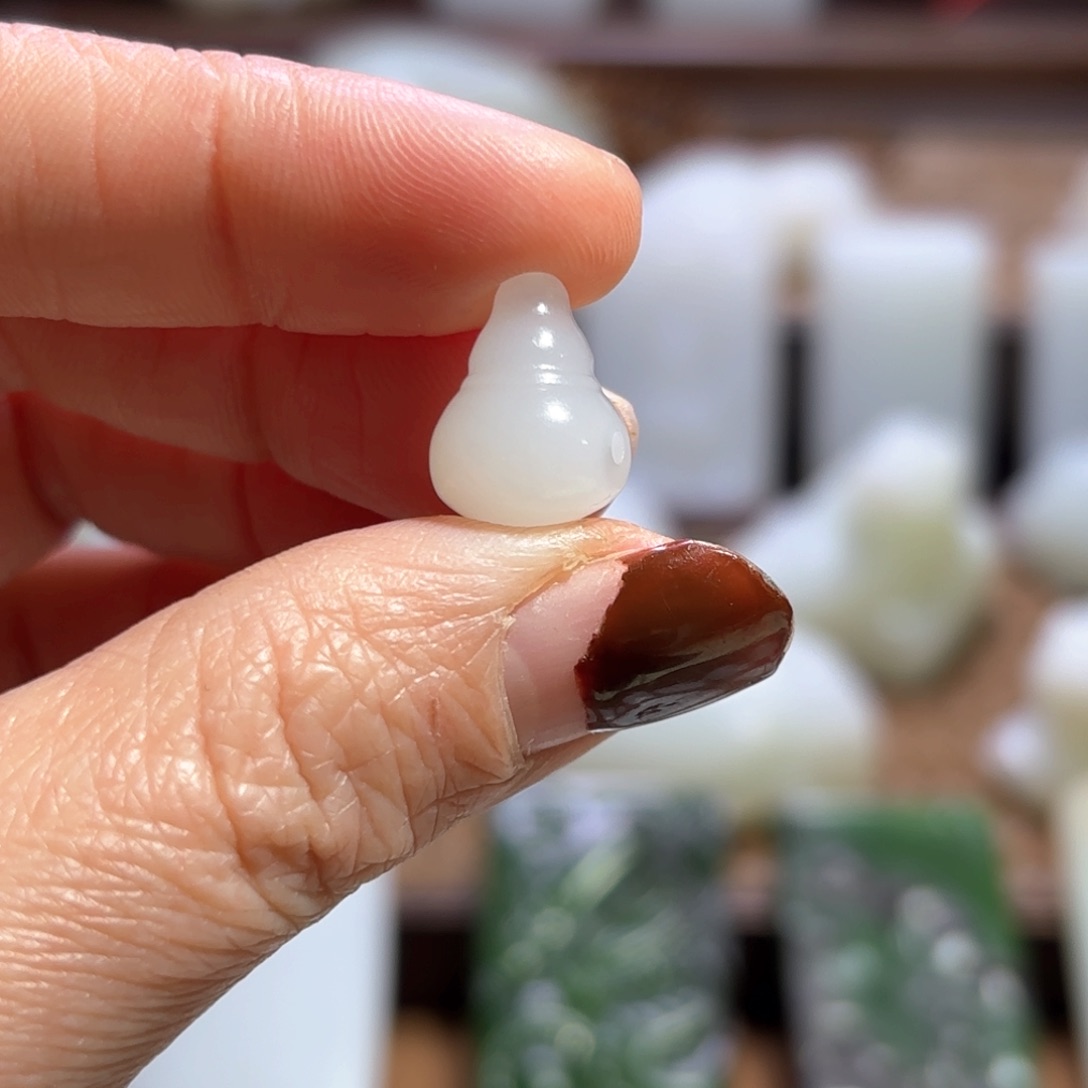 和田玉颈饰未镶嵌九*