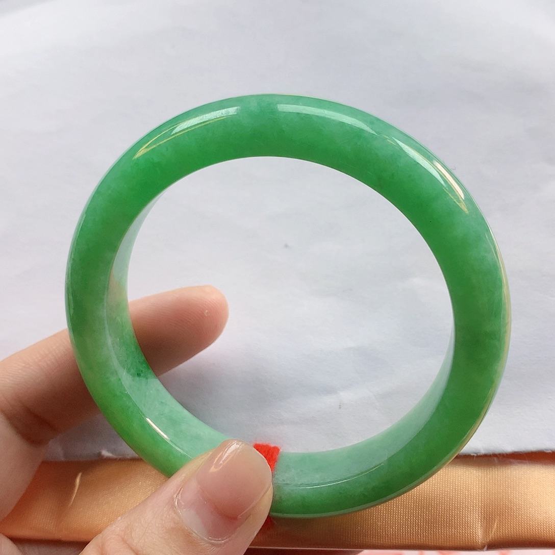 翡翠手镯未镶嵌55圈1803