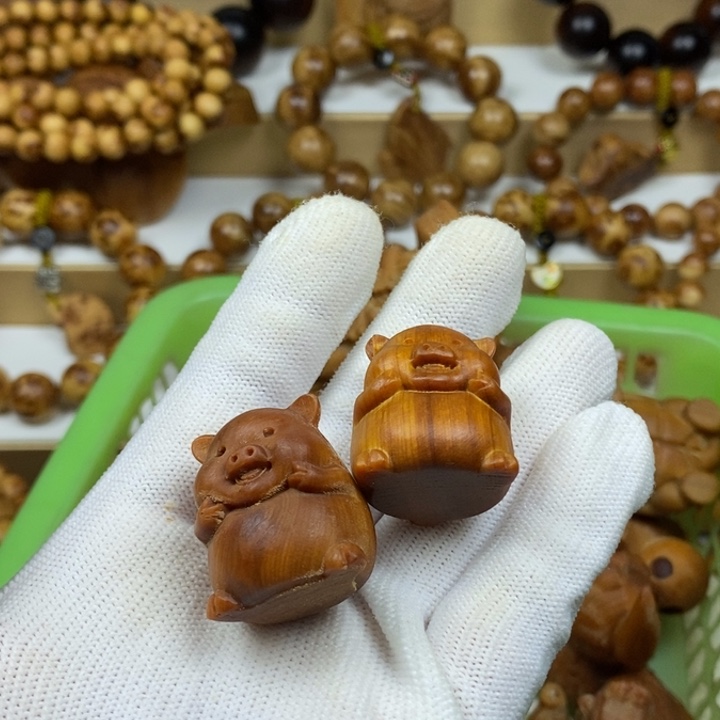 黄***锅柏木（崖柏）玉化小手把两个