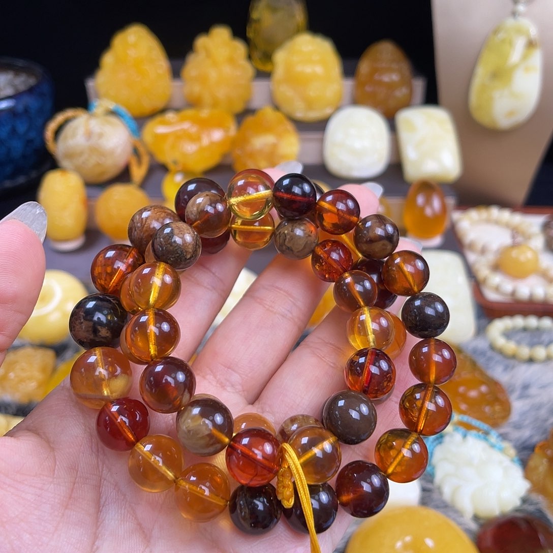 未镶嵌琥珀珠宝奇石