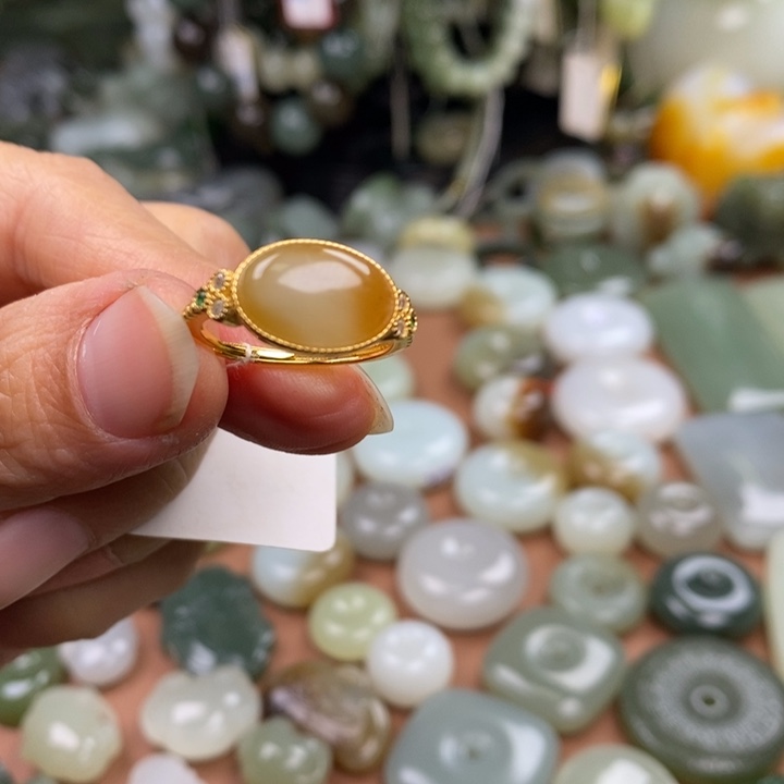 和田玉未镶嵌手链予