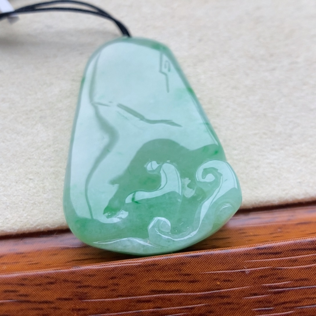 翡翠未镶嵌颈饰吊坠27