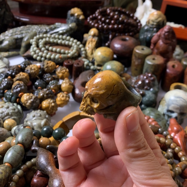 手链未镶嵌岫岩老玉（透闪石质玉）