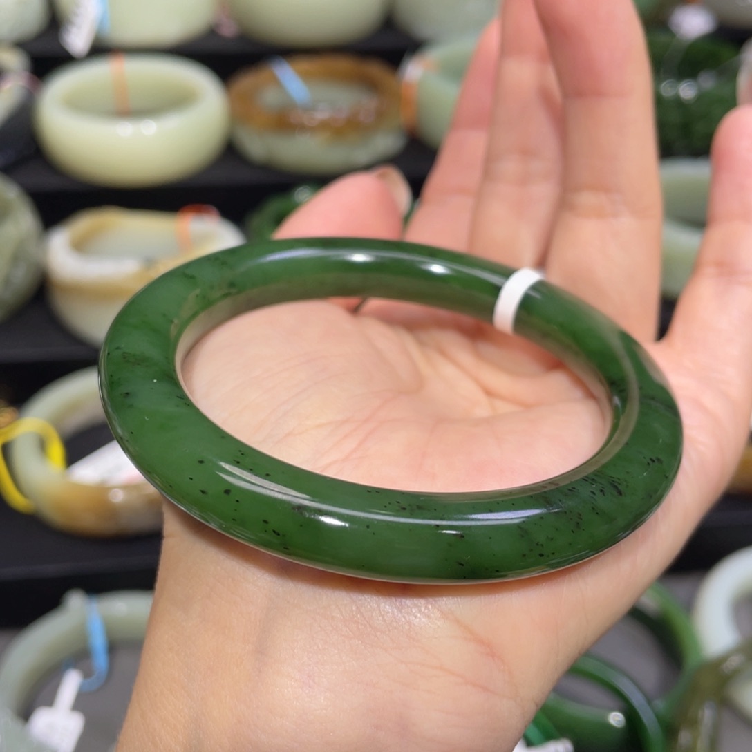 未镶嵌手镯和田玉109