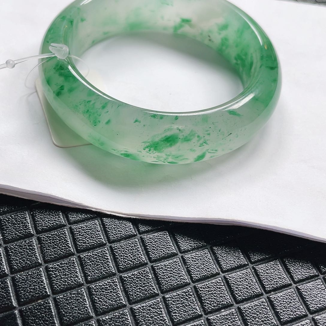 石英质玉手镯未镶嵌西*